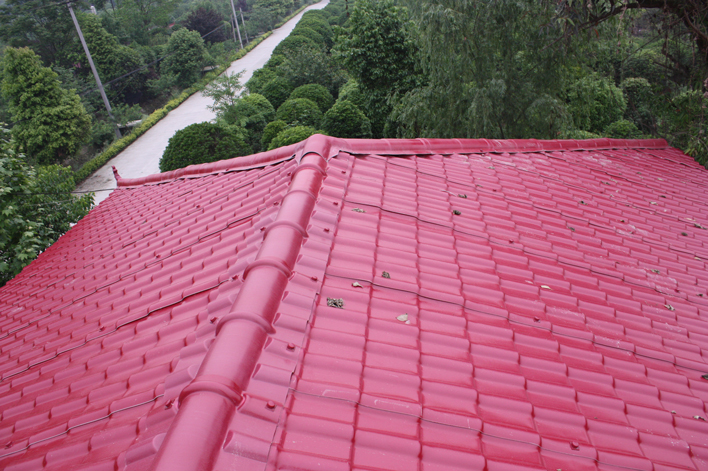 成都溫江農(nóng)村屋面改造樹脂瓦工程